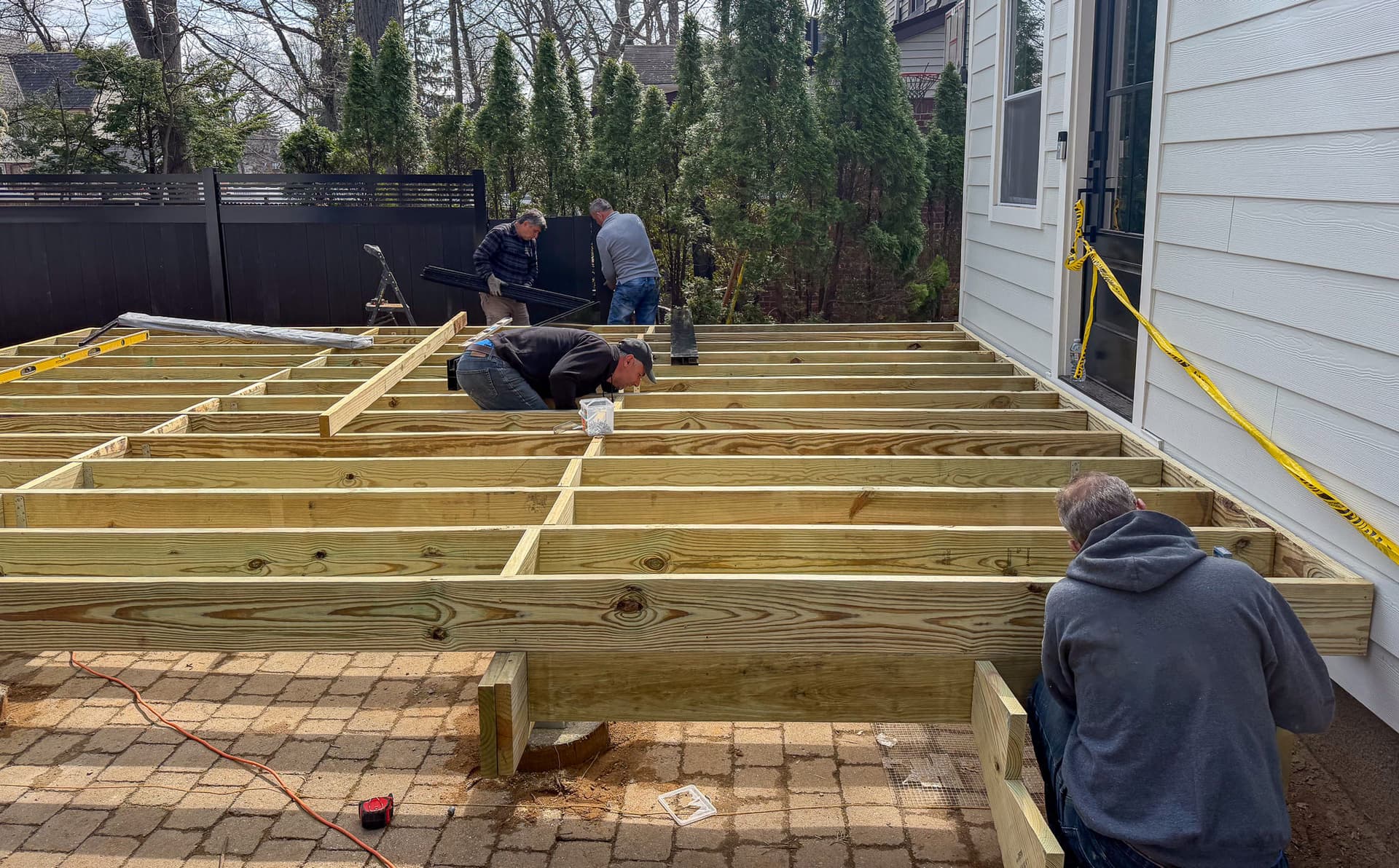 Blog post How to maintain my deck in North Jersey ? image