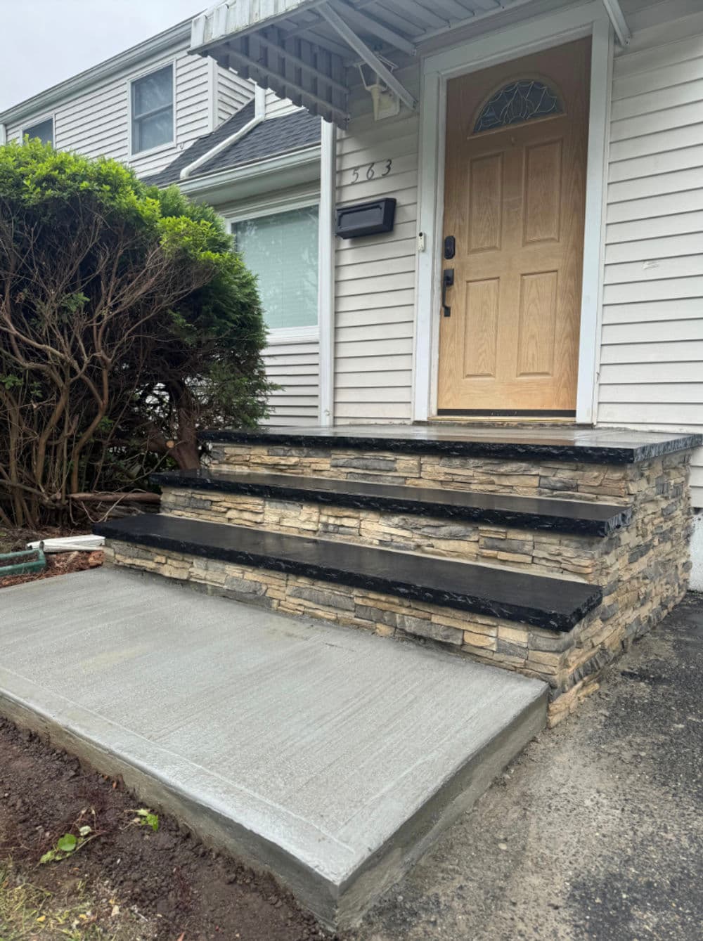 Gallery photos for Stairway Renovation for Safety and Style in Township of Washington: Image #1