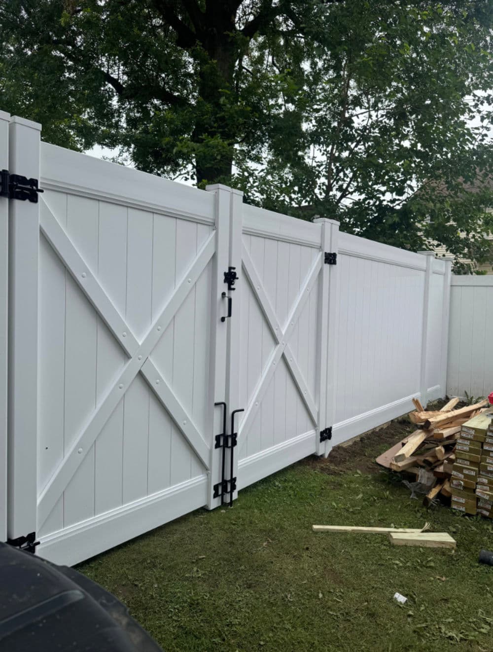 Project Achieving Backyard Privacy with Our Expert Fence Installation in Lyndhurst image