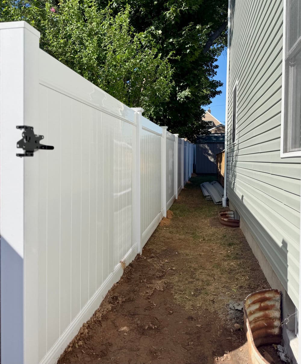 Gallery photos for Full Privacy Vinyl Fence Install in Lodi NJ: Image #3