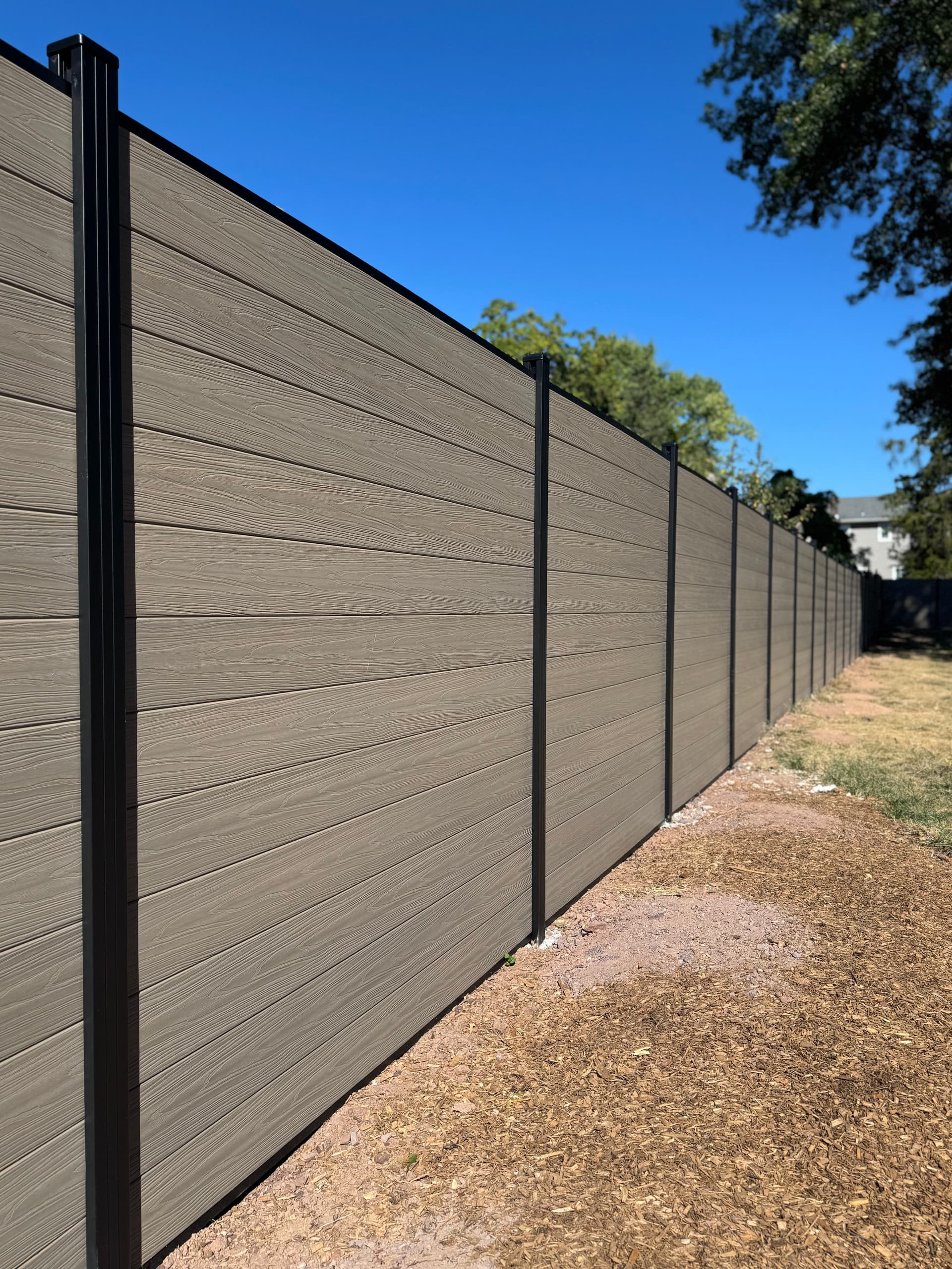The new style of fence everyone loves-What is a composite fence? image