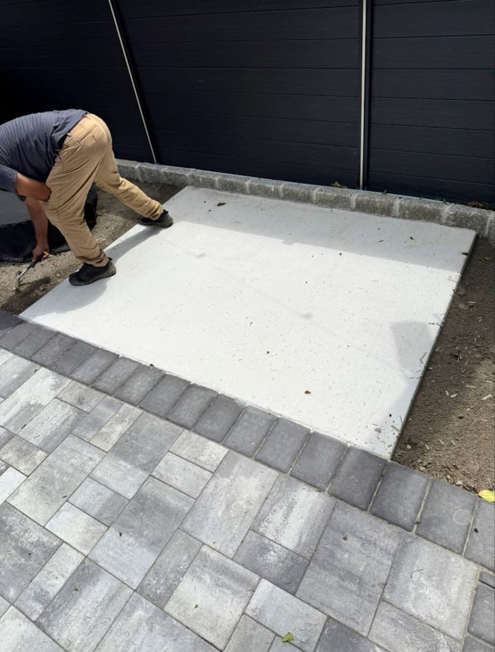 Gallery photos for Black Composite Fence and Paver Patio Install in Newark NJ: Image #6