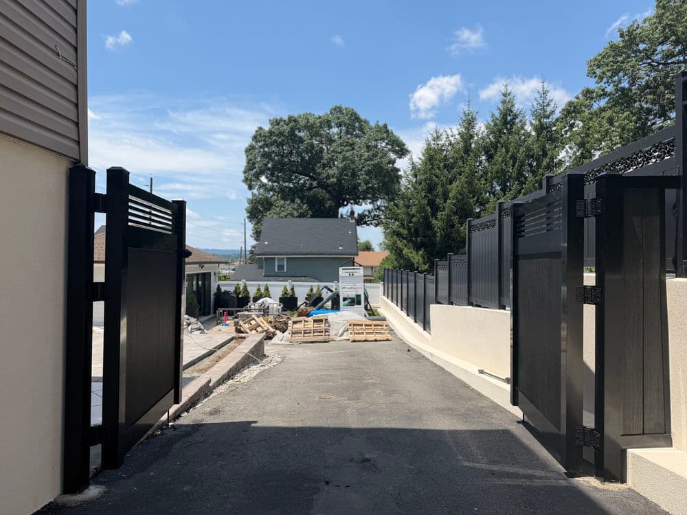 Gallery photos for Driveway Composite Gate Installation for Privacy and Security in Rutherford: Image #3